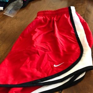 Nike Tempo running short